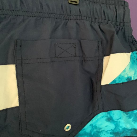 NEW- LANDS END Men's XXL Swim Trunks - Picture 7 of 9